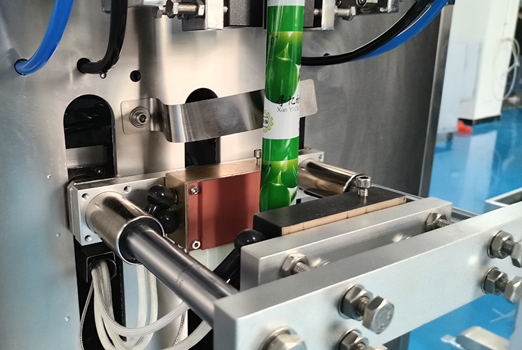 小袋蜂蜜包装机 口服液自动异型袋设备 实现液体包装新标杆(图2)